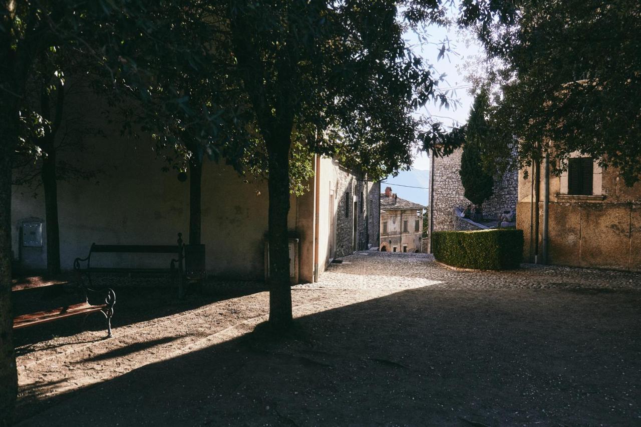 Albergo Diffuso Crispolti Labro Экстерьер фото