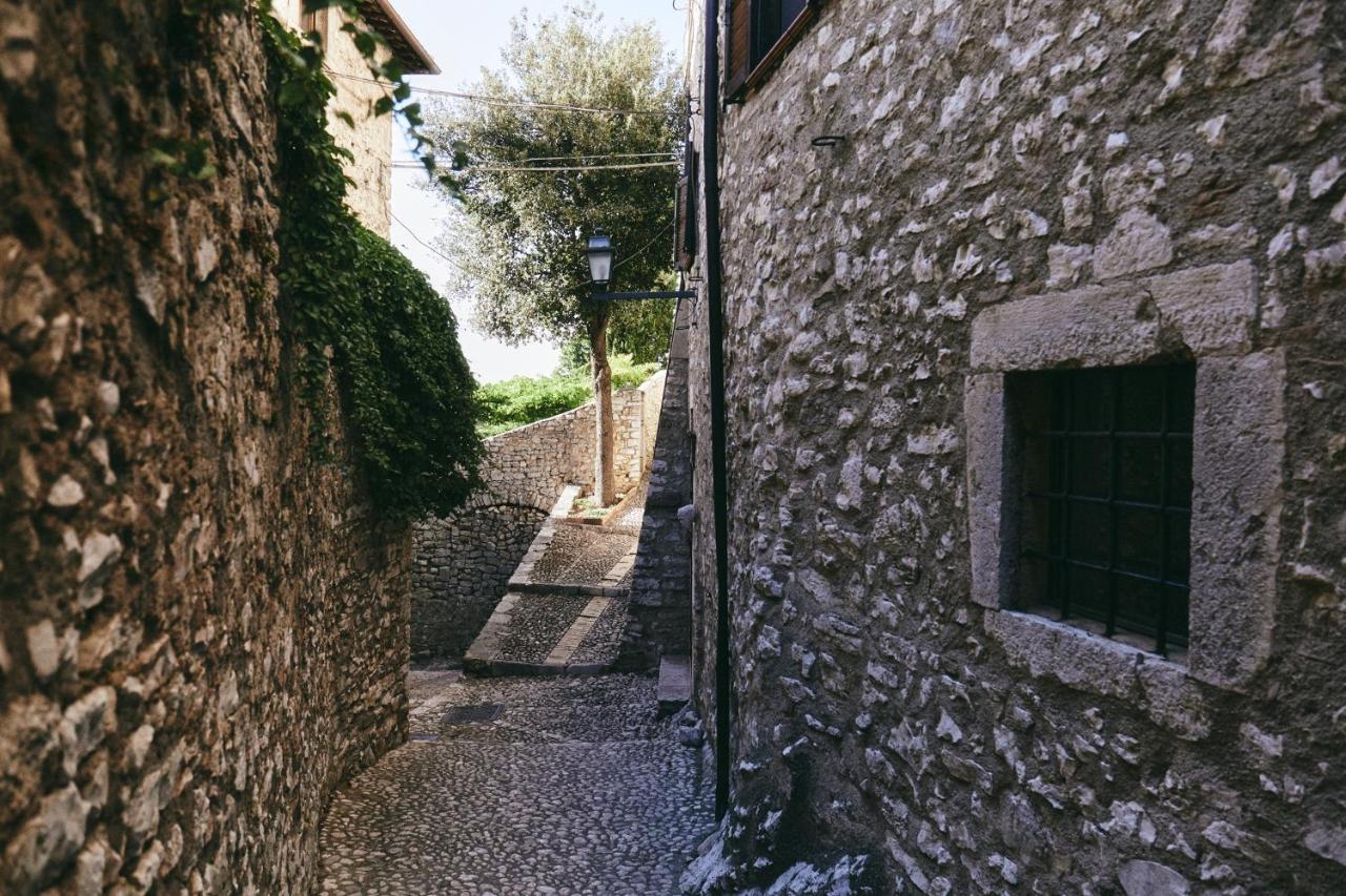 Albergo Diffuso Crispolti Labro Экстерьер фото